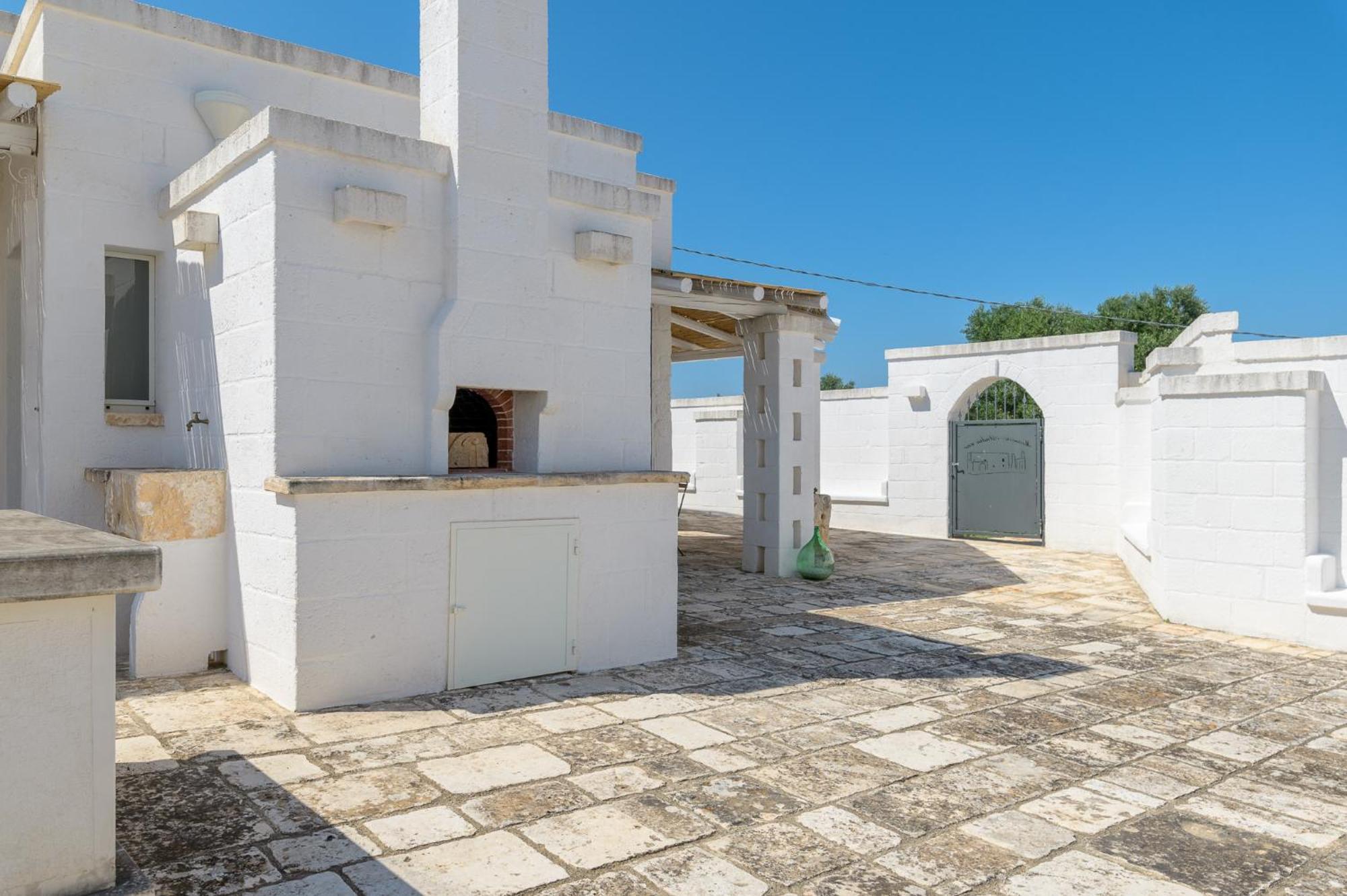 Masseria Abadia Uno Ostuni Eksteriør billede