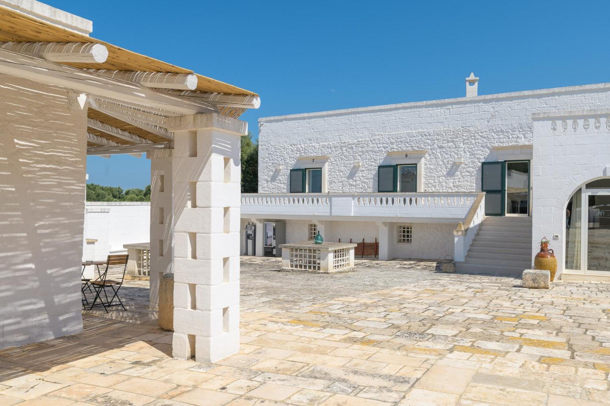 Masseria Abadia Uno Ostuni Eksteriør billede
