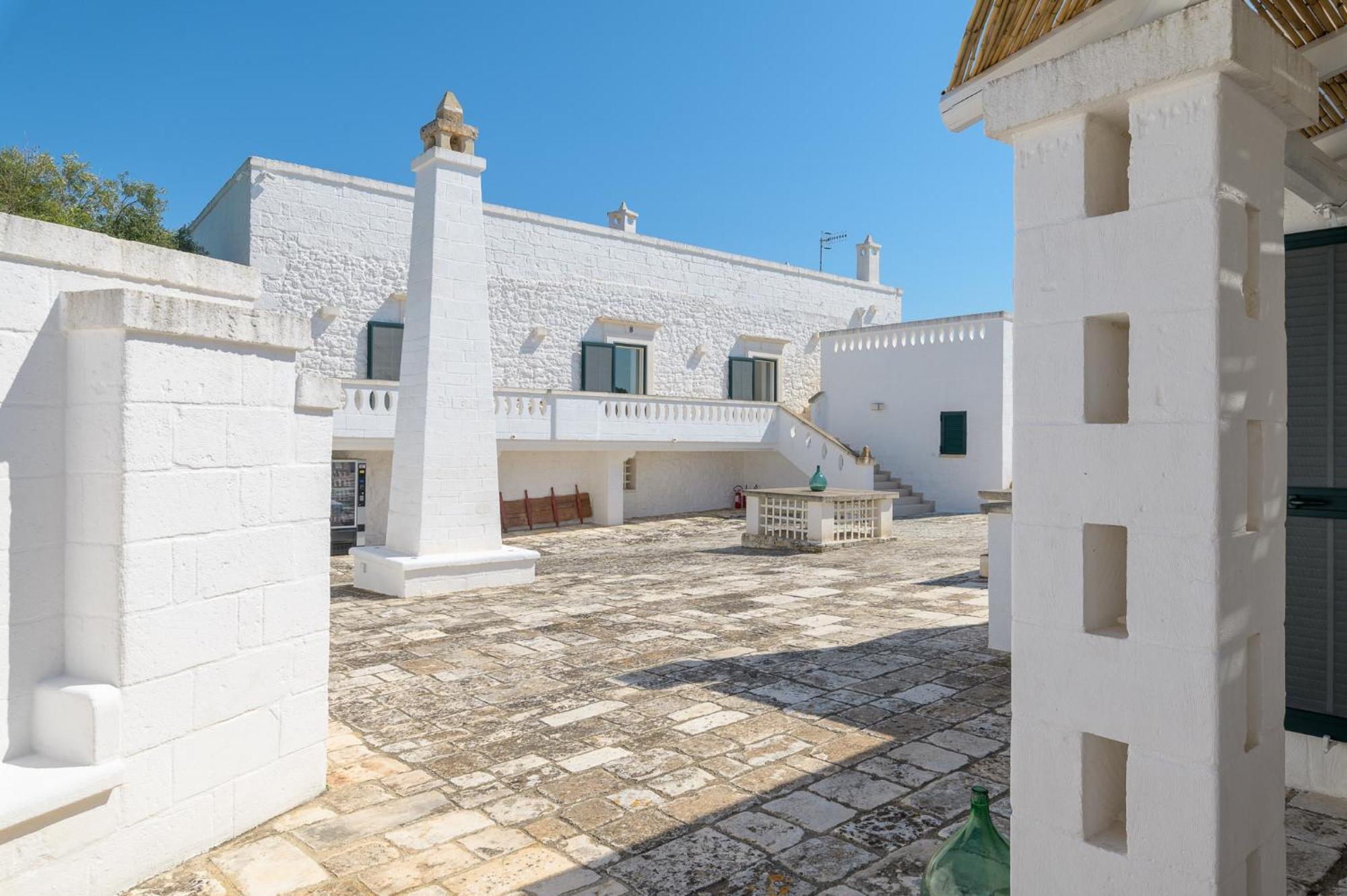 Masseria Abadia Uno Ostuni Eksteriør billede